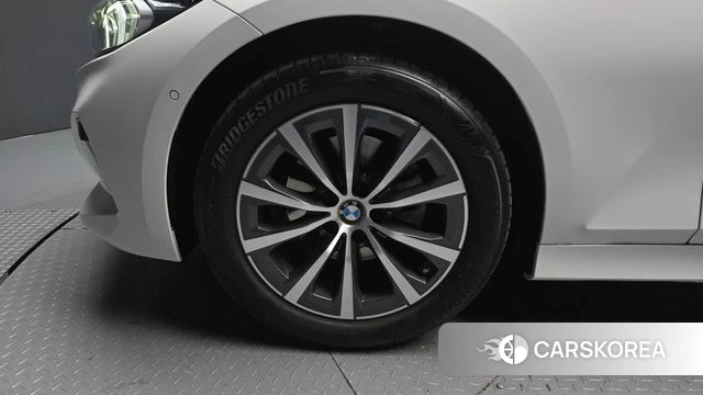 BMW 3 Series (G20) id 3786565 из Кореи 15