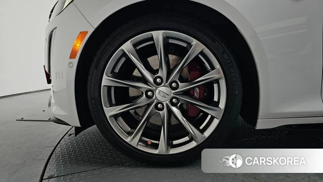 Cadillac CT5 id 4754709 из Кореи 31