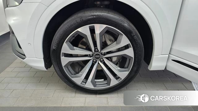 Audi Q8 (4M) id 4427682 из Кореи 30