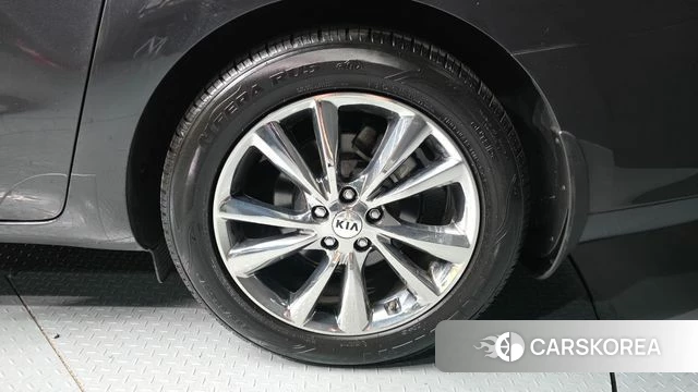 Kia The New Carnival id 4703199 из Кореи 27