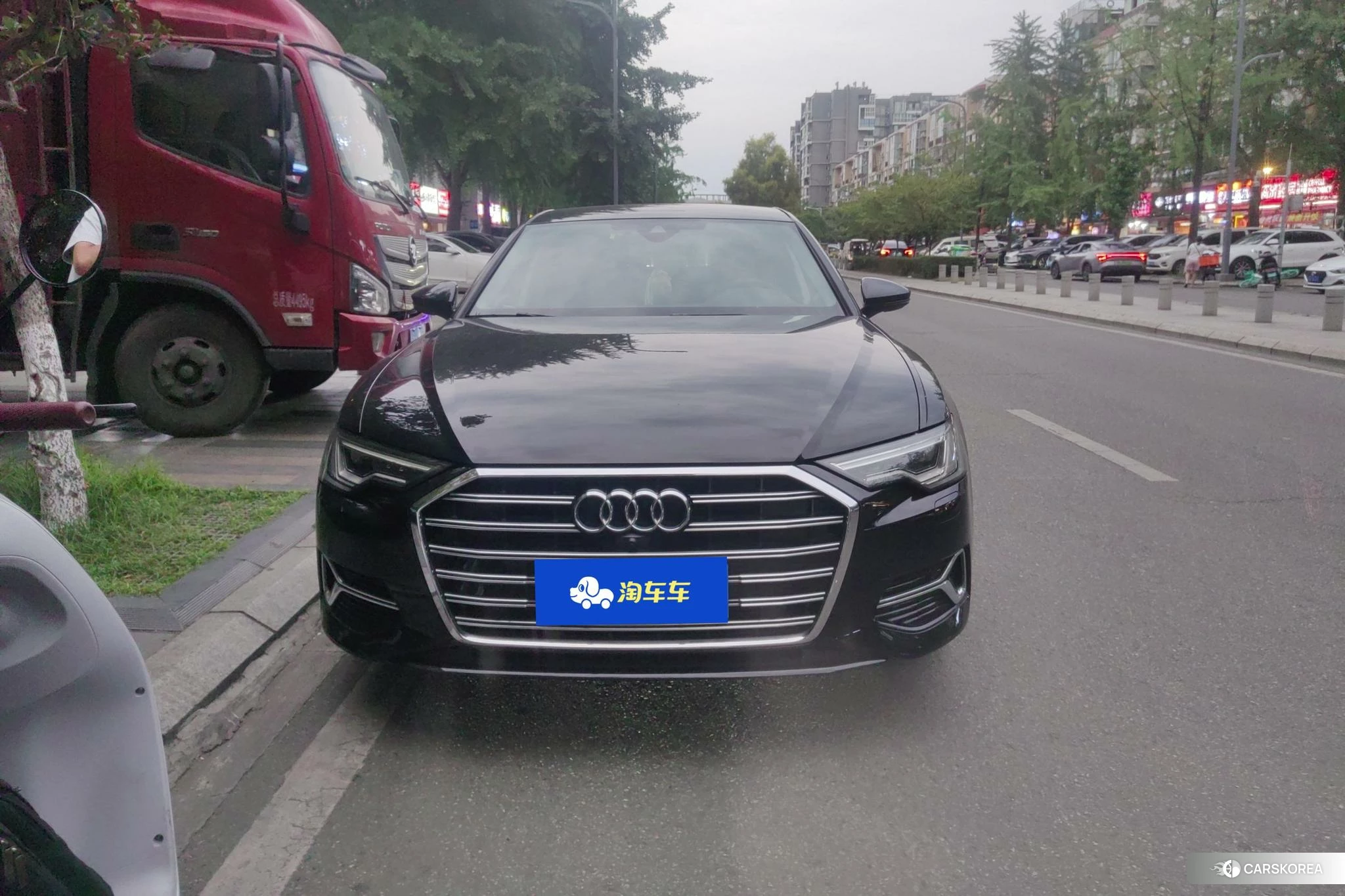 Audi A6L id 4454047 из Китая 12