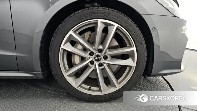 Audi A7 (4K) id 3223837 из Кореи 15