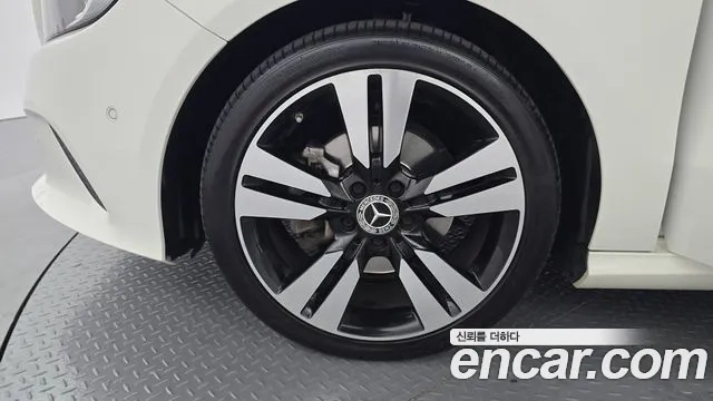 Mercedes-Benz A-Class W176 id 2956862 из Кореи 15