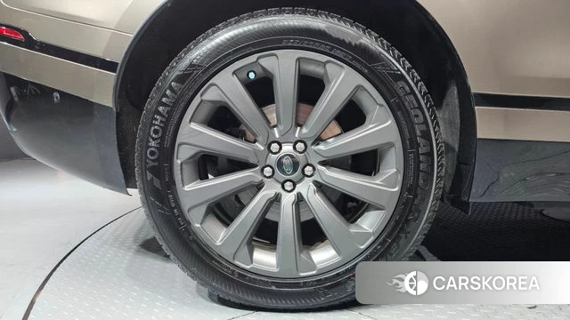Land Rover Range Rover Velar id 4849765 из Кореи 29