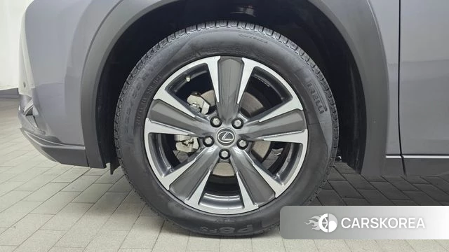 Lexus UX250h id 4390227 из Кореи 26