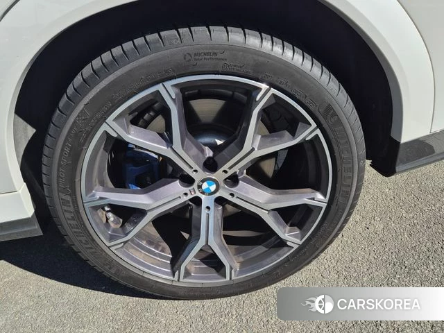 BMW X6 (G06) id 4887319 из Кореи 9