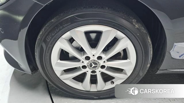Mercedes-Benz C-Class W205 id 4402909 из Кореи 27