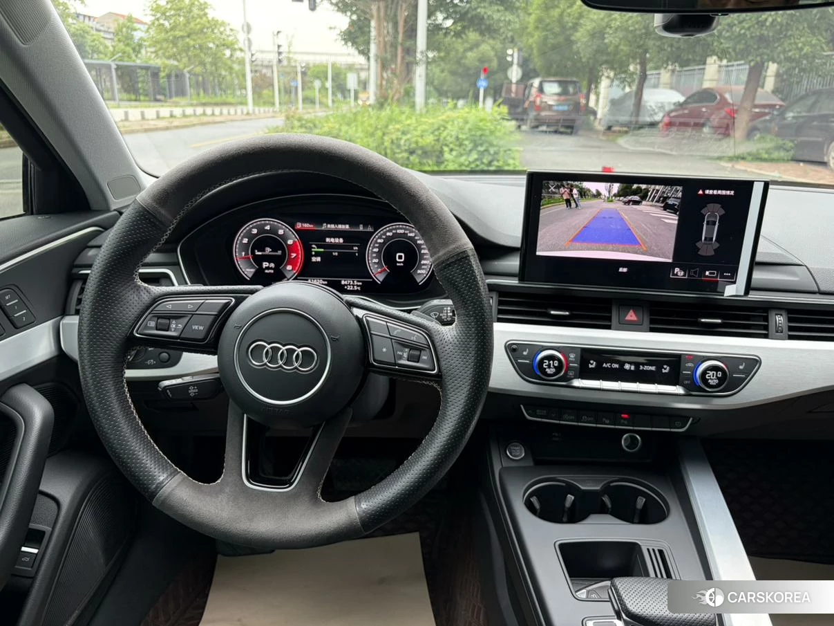 Audi A4L id 4426687 из Китая 10