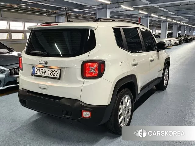 Jeep Renegade id 3031933 из Кореи 15