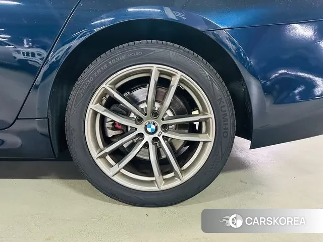 BMW 5 Series (G30) id 3045638 из Кореи 15