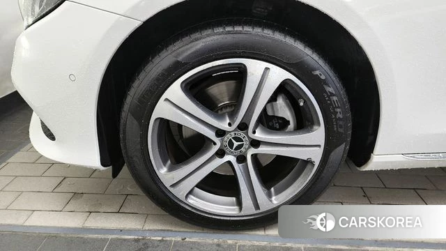 Mercedes-Benz E-Class W213 id 4371769 из Кореи 27