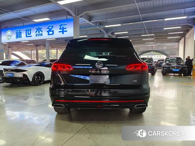 Volkswagen Touareg id 4274066 из Китая 11