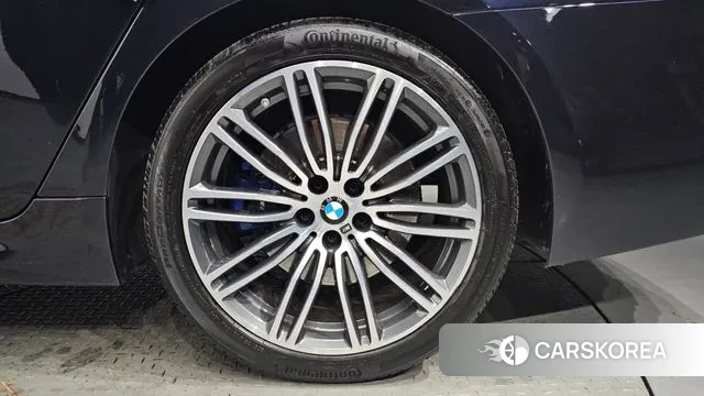 BMW 5 Series (G30) id 3520204 из Кореи 15