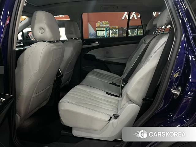 Volkswagen ID.6 X id 4258312 из Китая 17