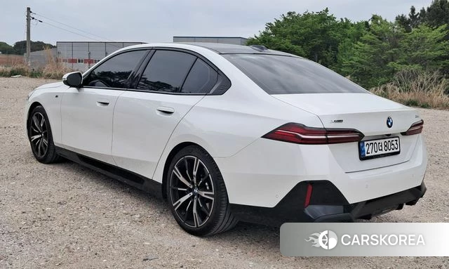 BMW 5 Series (G60) id 4254975 из Кореи 15