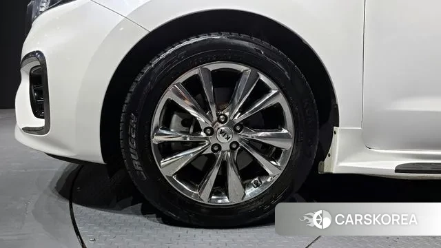 Kia The New Carnival id 3489381 из Кореи 15