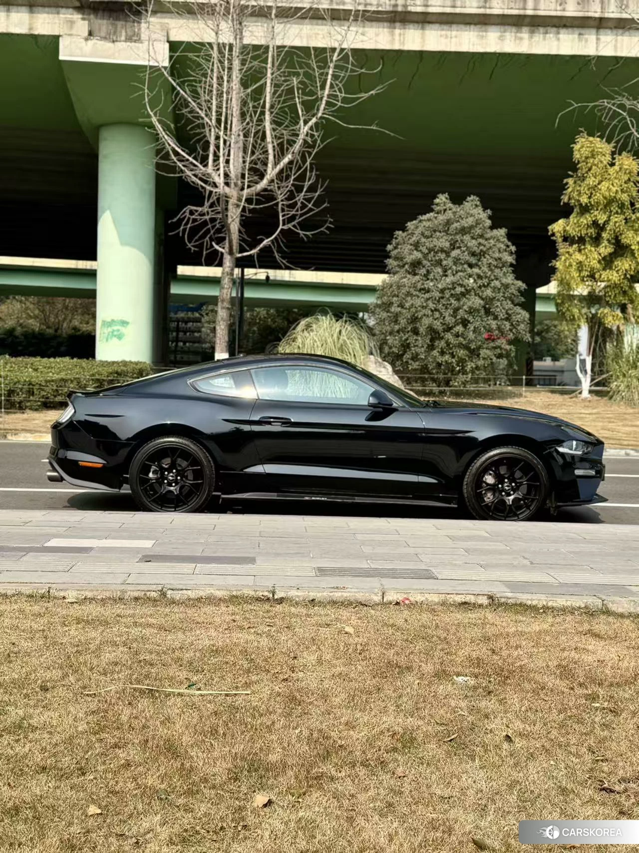 Ford Mustang 2020 Черный из Китая, фото 5