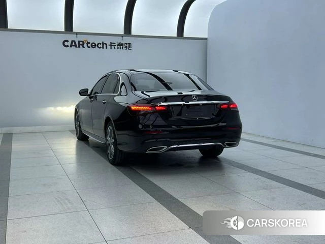 Mercedes-Benz E-class id 4236370 из Китая 30