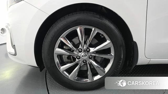 Kia The New Carnival id 4620133 из Кореи 15