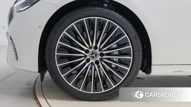 Mercedes-Benz E-Class W214 id 3042510 из Кореи 13