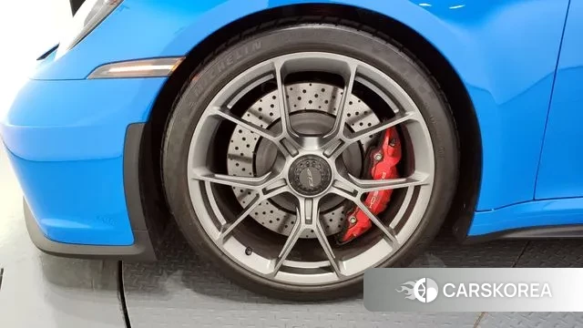 Porsche 911(992) id 3022178 из Кореи 15