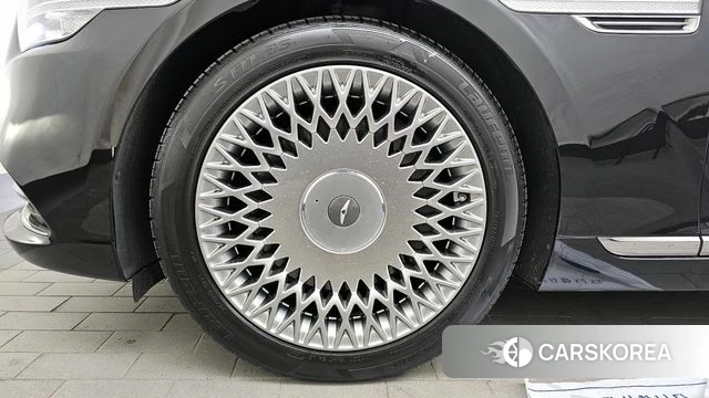 Genesis G90 id 3905392 из Кореи 15