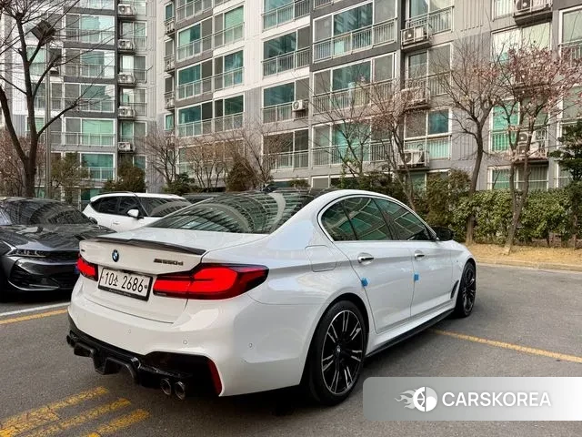 BMW 5 Series (G30) id 3714081 из Кореи 9