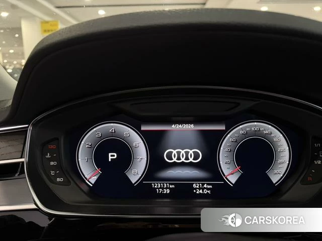 Audi A8 2021 Черный из Китая, фото 5