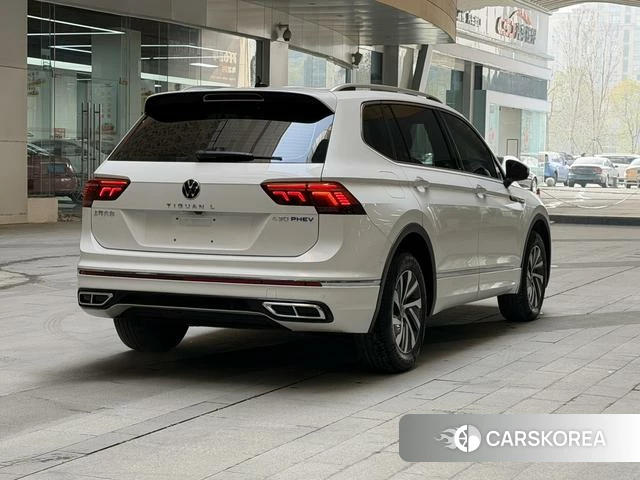 Volkswagen Tiguan L PHEV id 4259708 из Китая 10