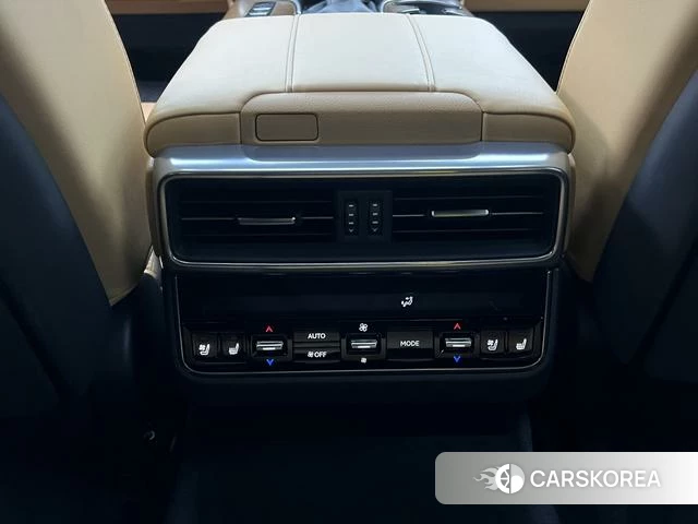 Lexus LX id 4258815 из Китая 23