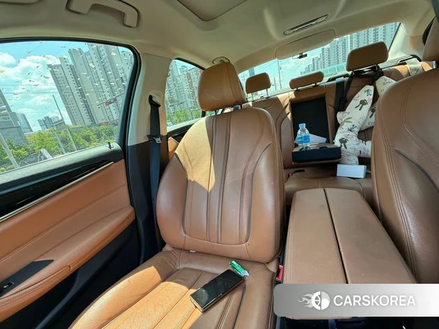 BMW 5 Series (G30) 2018 Серый из Кореи, фото 6