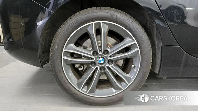 BMW 1 Series (F40) id 3922136 из Кореи 15