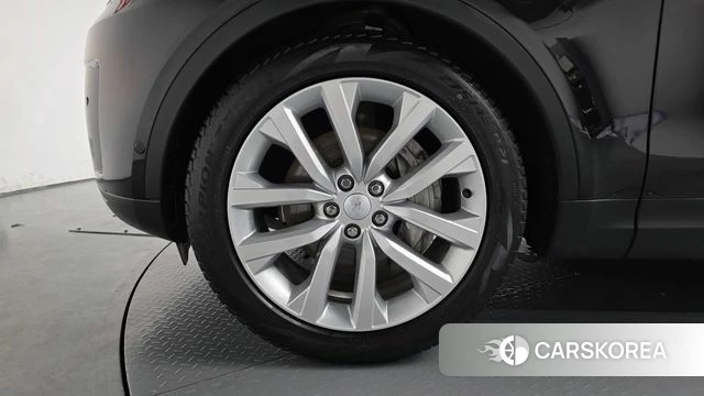 Land Rover Discovery 5 id 4773984 из Кореи 28