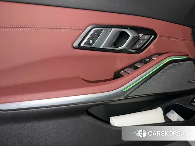 BMW 3 series 2024 Белый из Китая, фото 5