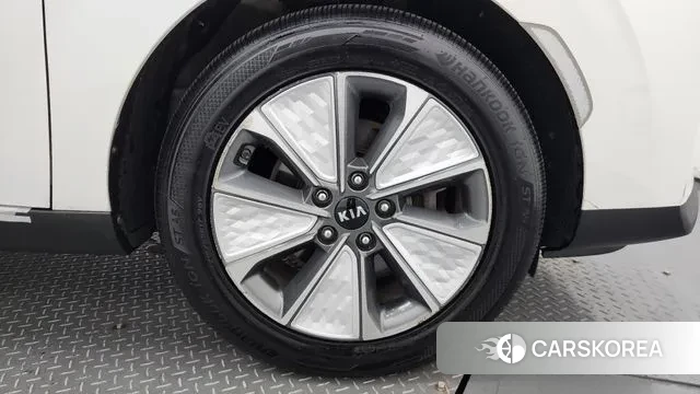 Kia Soul Booster EV id 3045264 из Кореи 15