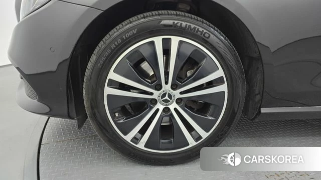 Mercedes-Benz E-Class W213 id 4882046 из Кореи 30