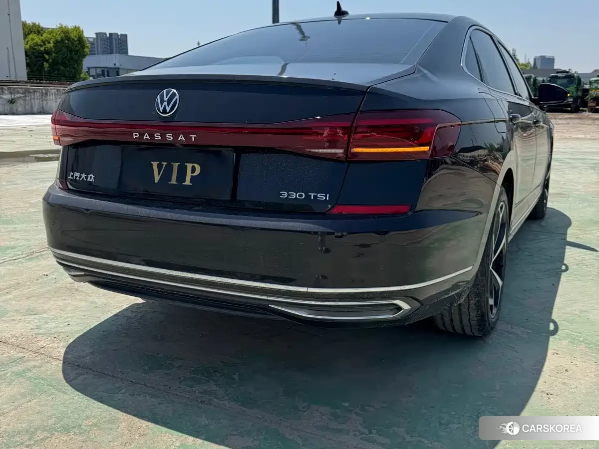 Volkswagen Passat 2024 Черный из Китая, фото 5