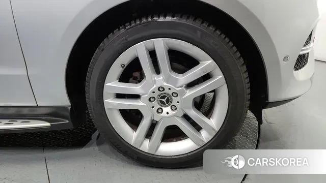 Mercedes-Benz GLE - Class W166 id 3009264 из Кореи 15