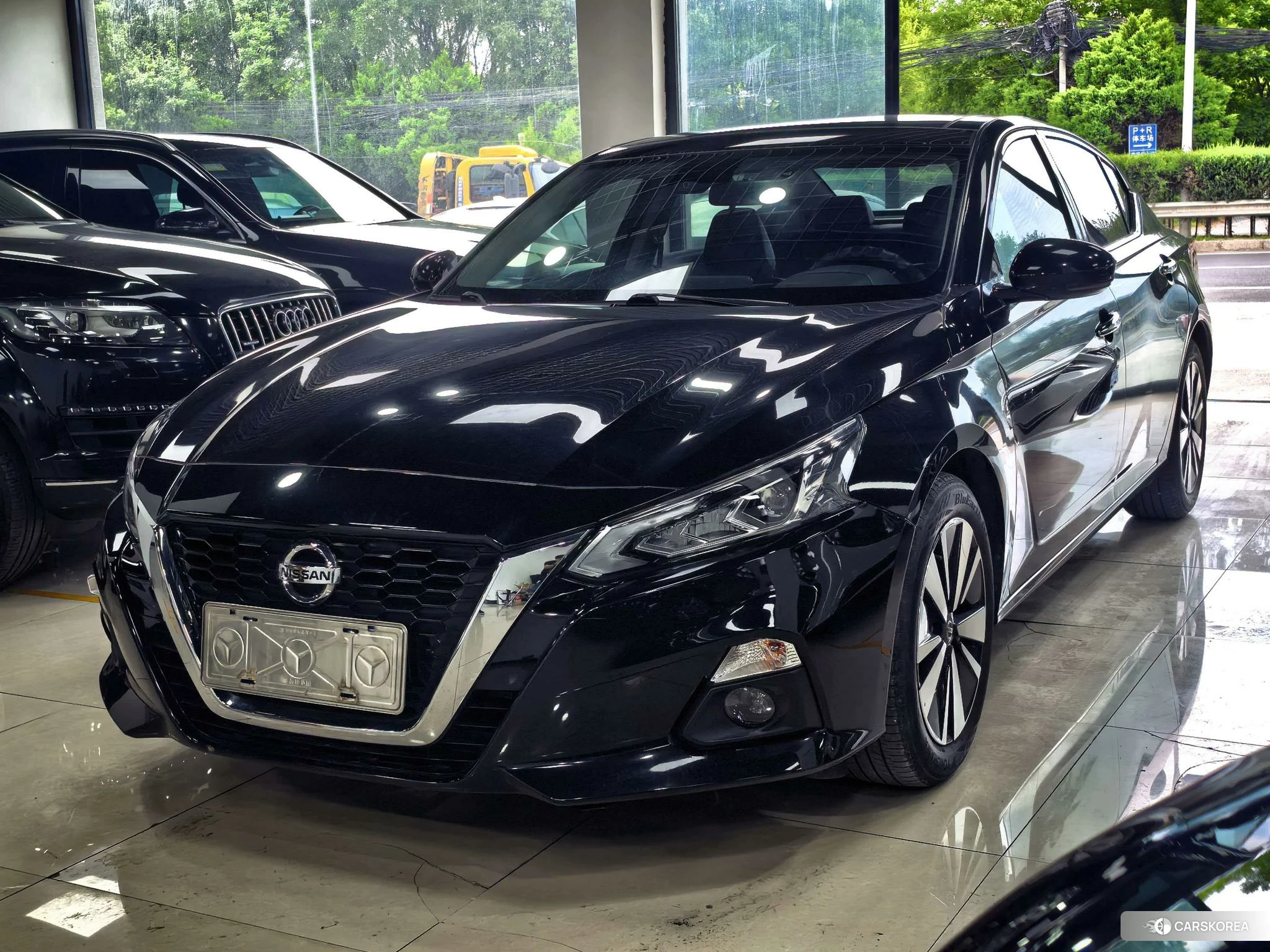 Nissan Teana id 4413588 из Китая 8