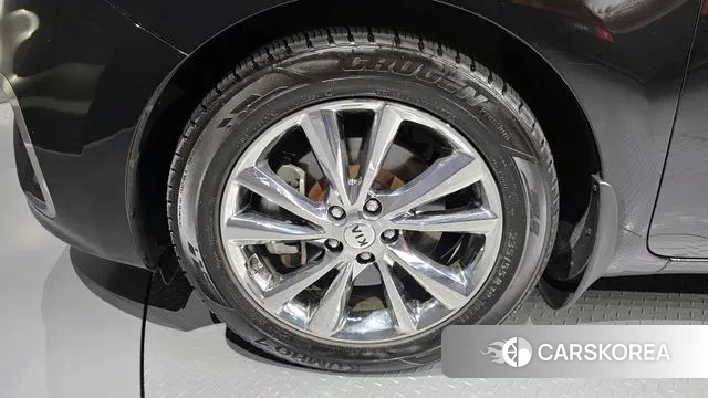 Kia The New Carnival id 3238984 из Кореи 15