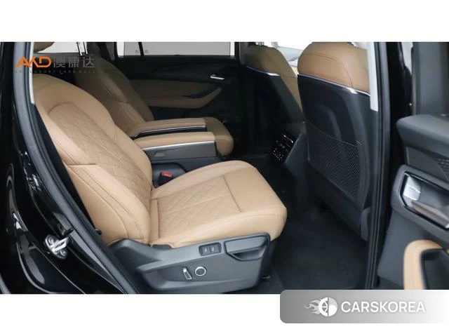 Audi Q6 2024 Черный из Китая, фото 6