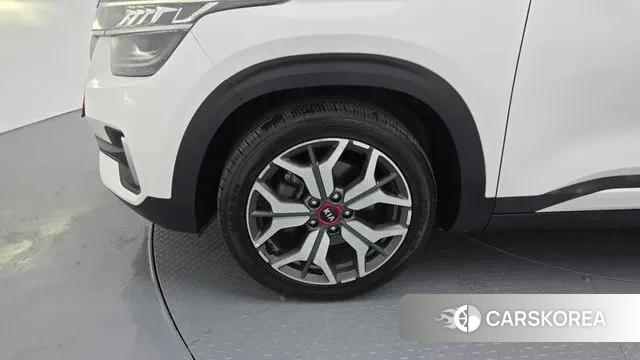 Kia Seltos id 3384972 из Кореи 15