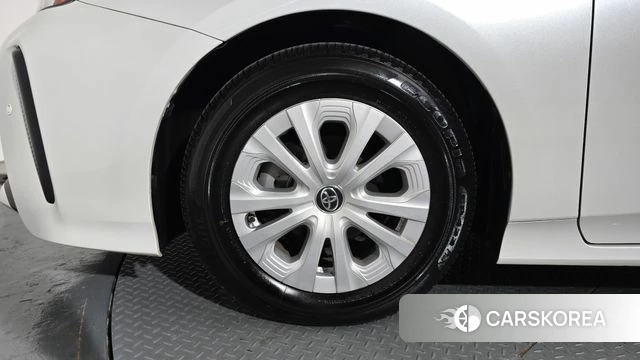 Toyota Prius 4th Generation id 4775465 из Кореи 25