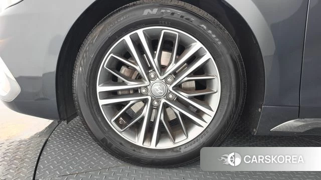 Hyundai Grandeur IG id 4339870 из Кореи 15