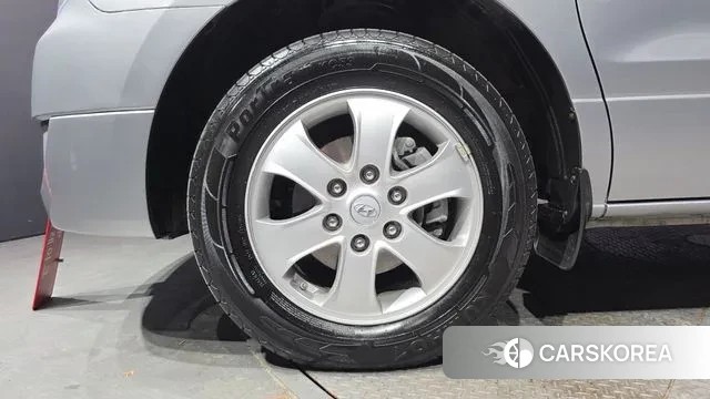 Hyundai The New Grand Starex id 3547759 из Кореи 15