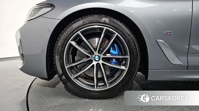 BMW 5 Series (G30) id 3462946 из Кореи 15