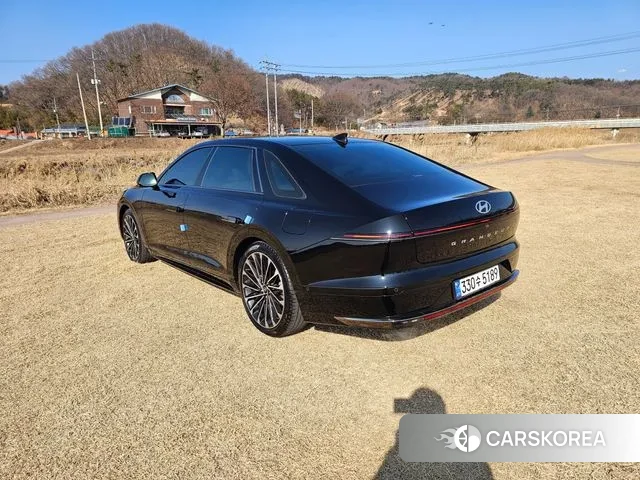 Hyundai Grandeur (GN7) id 3669485 из Кореи 15