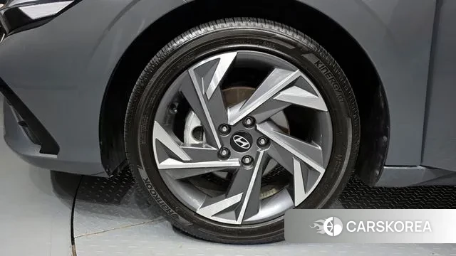 Hyundai The New Avante (CN7) id 2889111 из Кореи 15