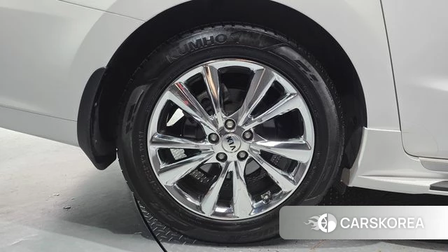 Kia The New Carnival id 4746948 из Кореи 31