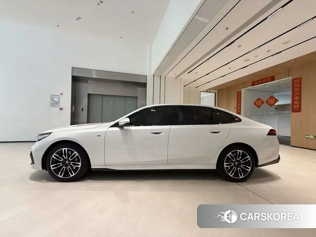 BMW 5 series id 4300291 из Китая 14
